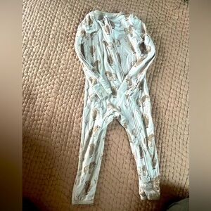 Bamboo horse gender neutral pajamas onesie from free birdies